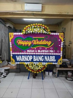 Papan Bunga di Segeran Kidul Juntinyuat
